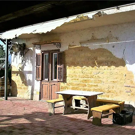 Agriturismo Due Ganee ファームステイ
